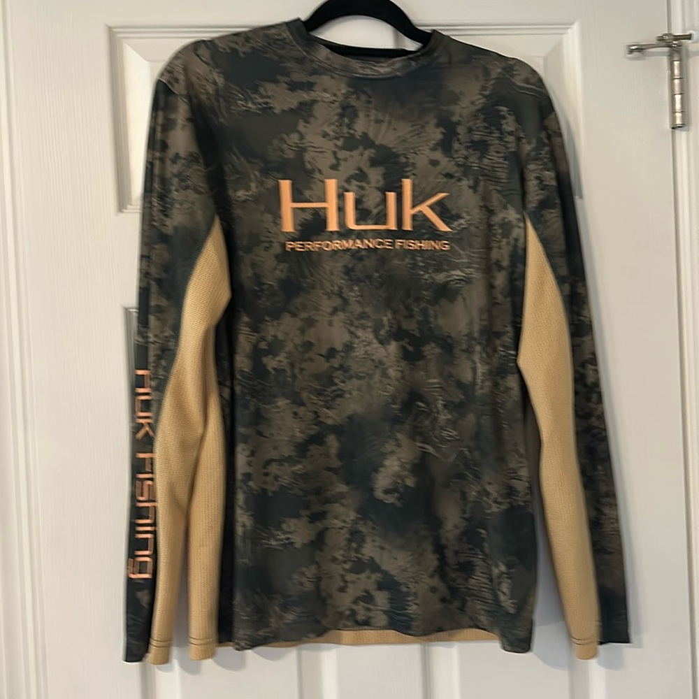 Men's Small HUK Fishing long sleeve shirt